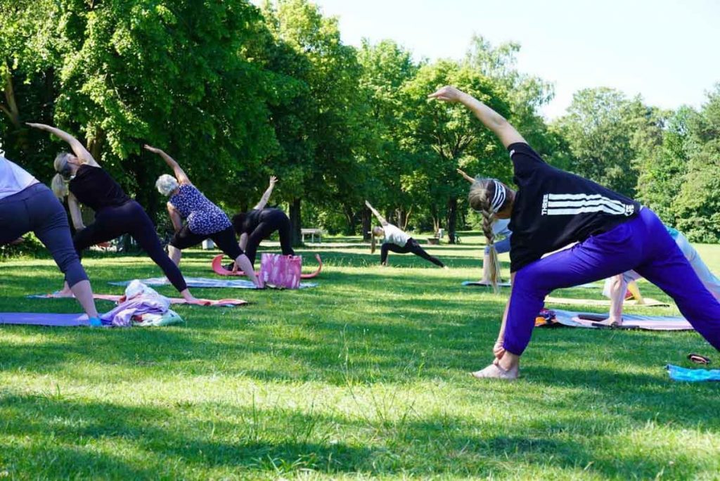 Team Laurien & Alex: Yoga am Fasaneriesee 2020